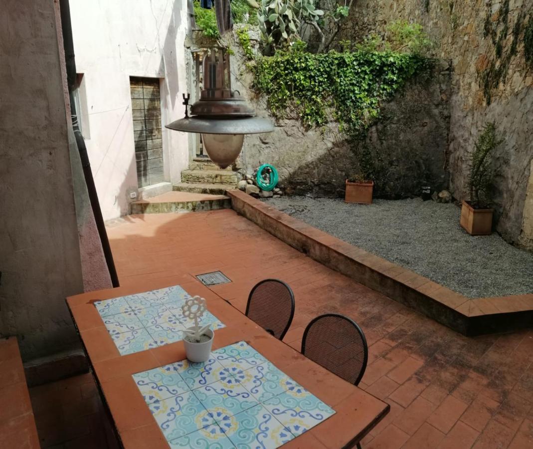 La Casina Di Alice Apartment มาร์ชานา มารีนา ภายนอก รูปภาพ